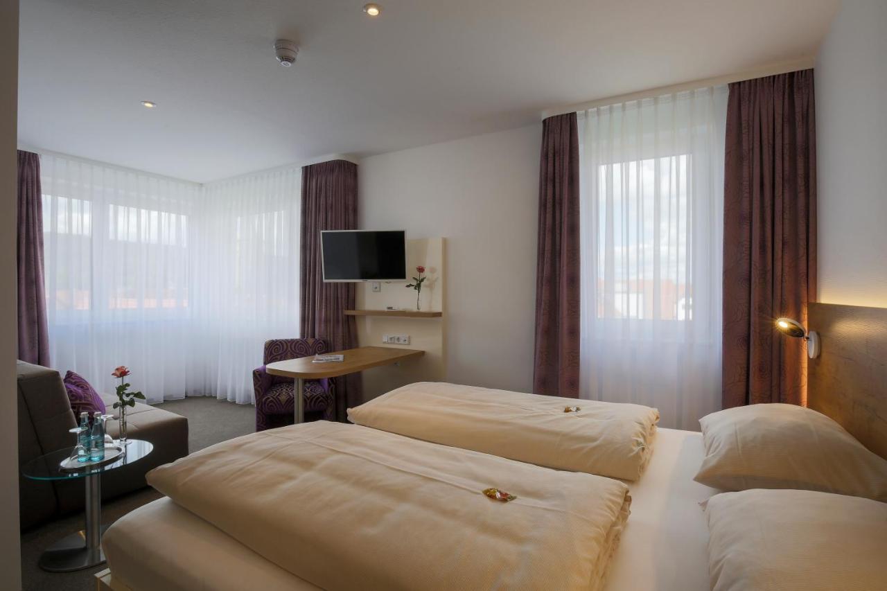 Hotel Hirsch 레온베르크 외부 사진