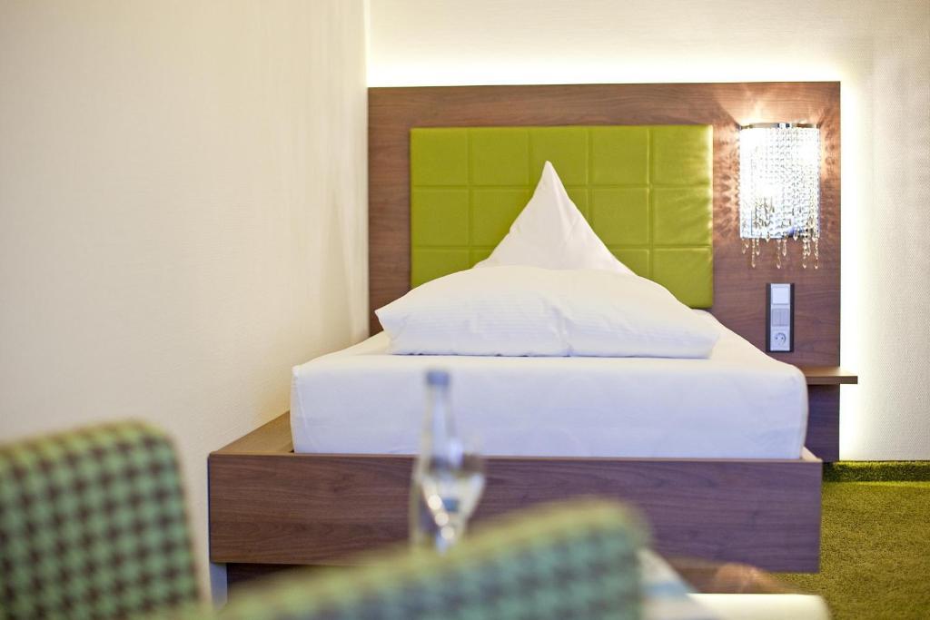 Hotel Hirsch 레온베르크 객실 사진