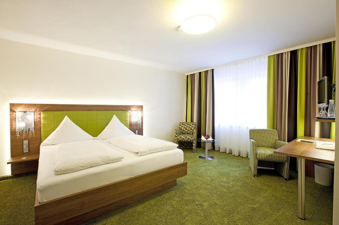 Hotel Hirsch 레온베르크 객실 사진