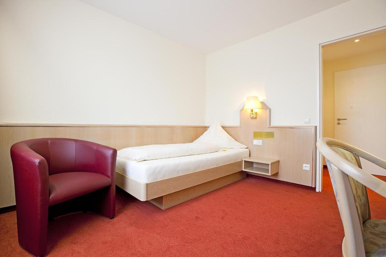 Hotel Hirsch 레온베르크 객실 사진