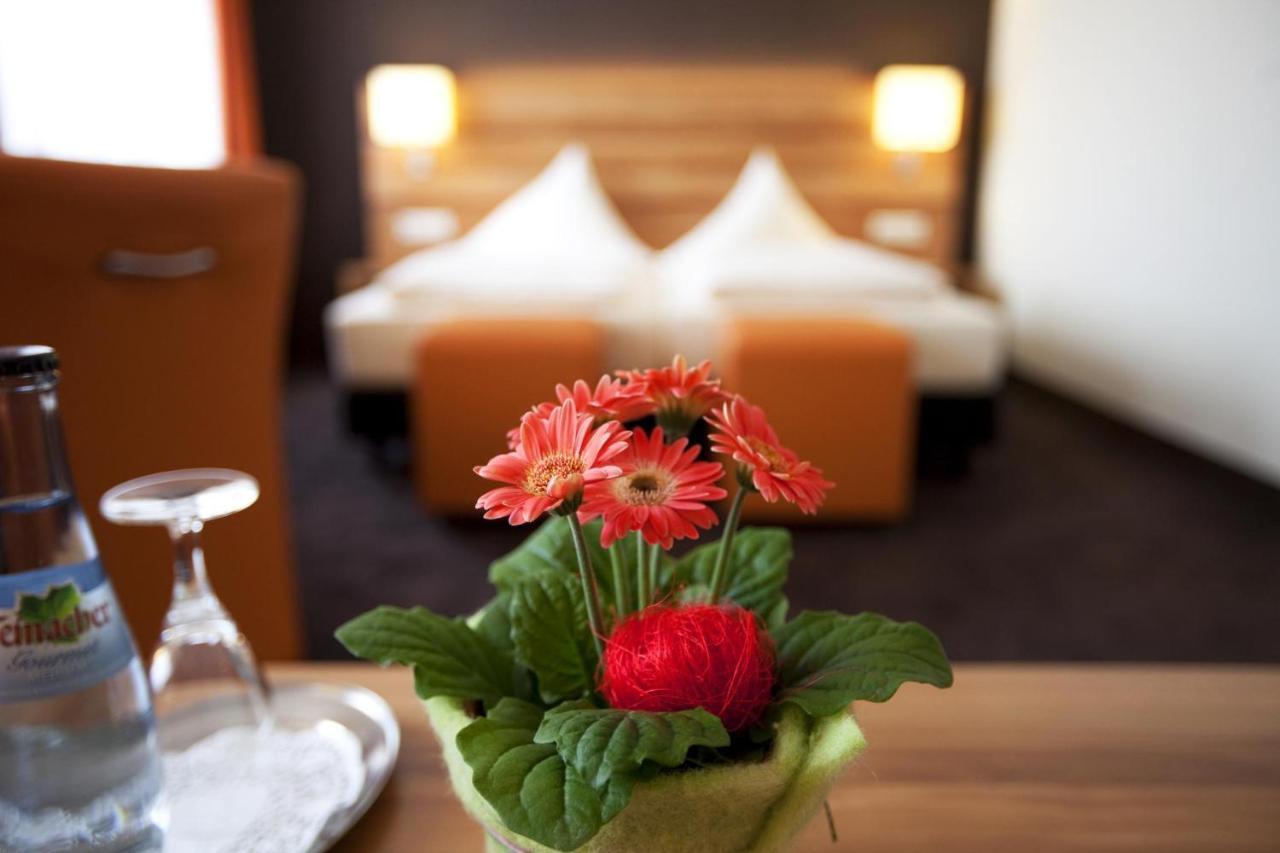 Hotel Hirsch 레온베르크 객실 사진