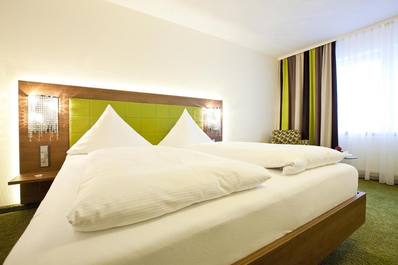 Hotel Hirsch 레온베르크 객실 사진